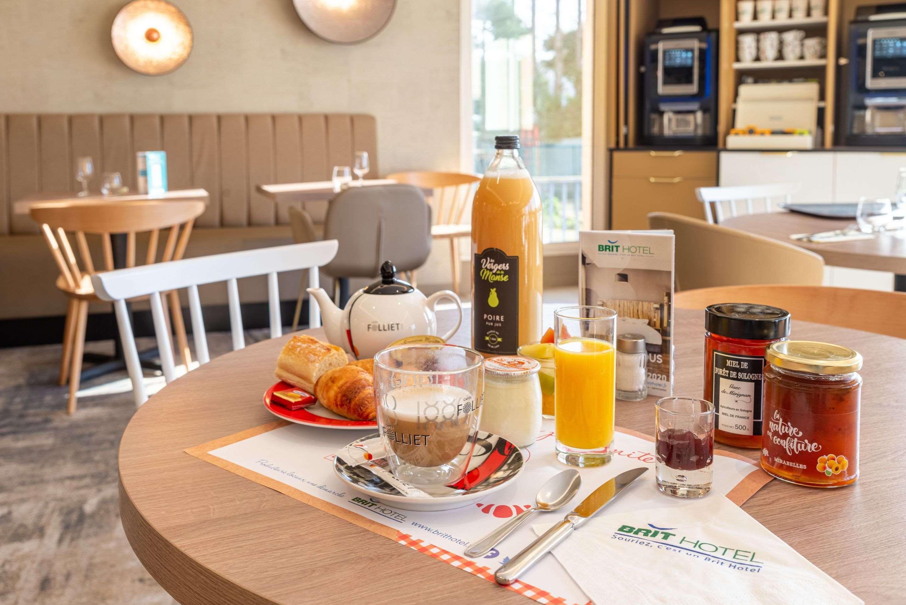 Brit Hotel Orleans St Jean De Braye - L'Antares Saint-Jean-de-Braye Eksteriør billede