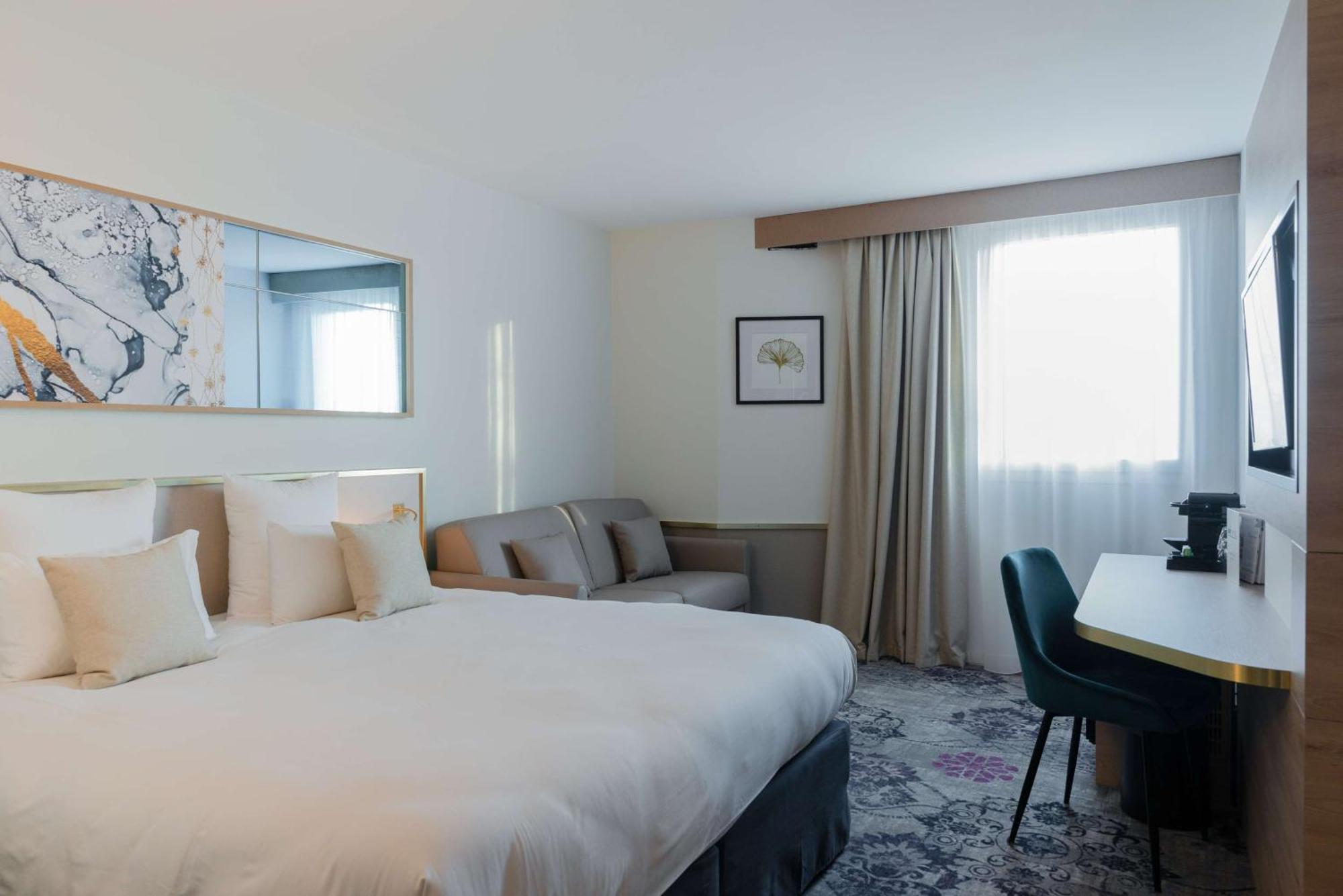 Brit Hotel Orleans St Jean De Braye - L'Antares Saint-Jean-de-Braye Eksteriør billede